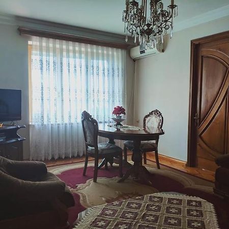 Giorgis Home Батуми Екстериор снимка